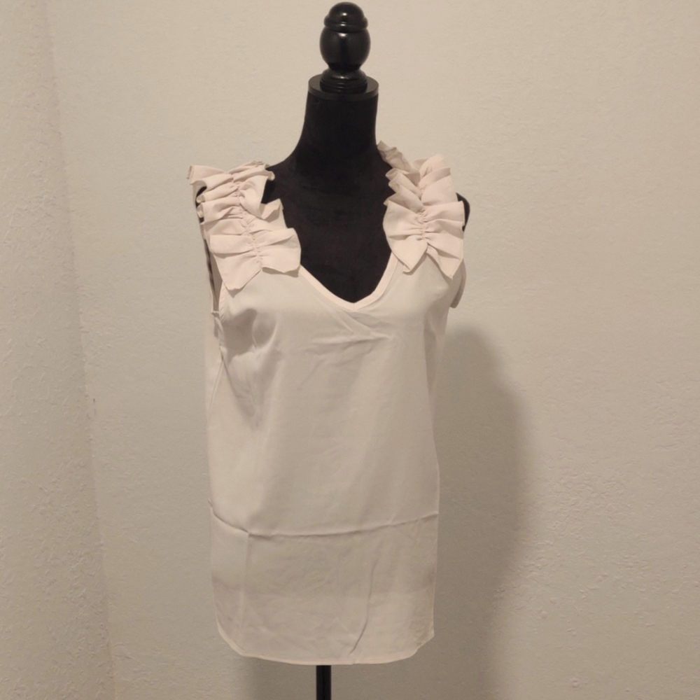 NWT Zenana Top Size Large